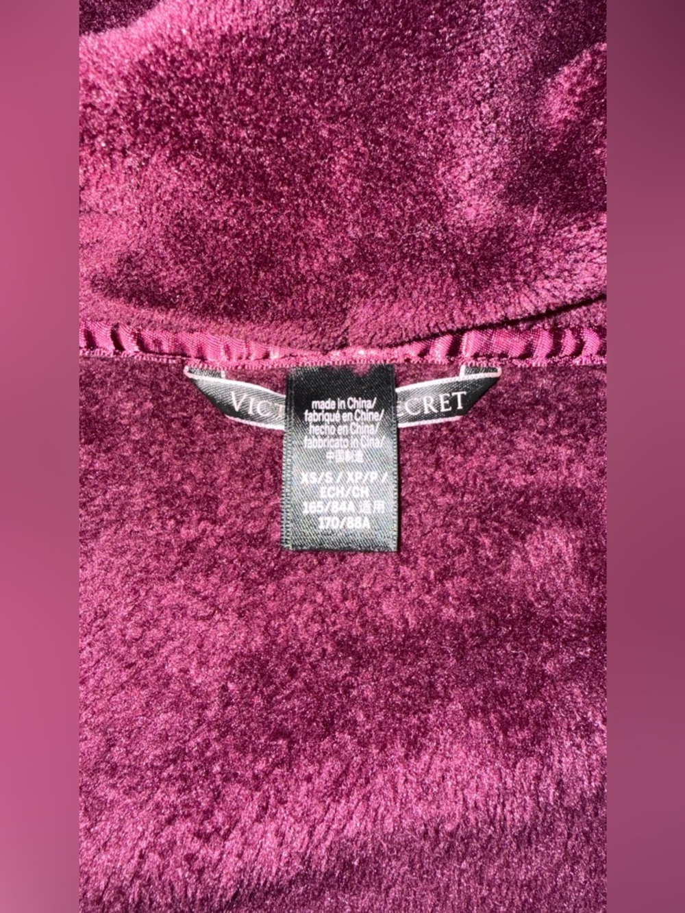 Victoria's Secret Robe - Picture 5 of 5